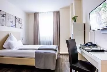 هتل Das Kronprinz