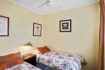 Knightsbridge Apartments