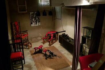 Bed and Breakfast Love Room Perpignan   35mn De Perpignan