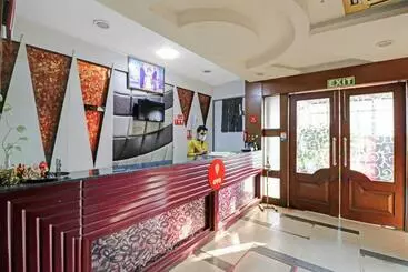 Hotel Oyo 11061  Awesome