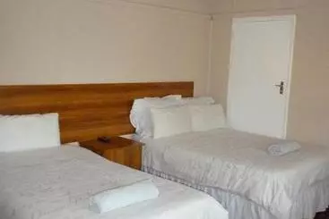 تختخواب و صبحانه Royal Guest House