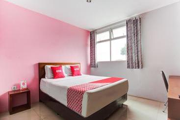 Hotel Super Collection O 3876 The Aurora Inn Lembang