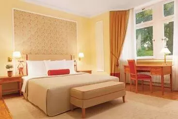 מלון דירות Falkenstein Grand Autograph Collection