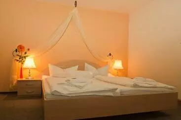 Отель Am Galgenberg