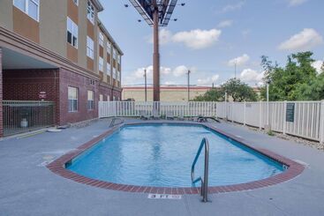 فندق Country Inn & Suites By Radisson, Harlingen, Tx