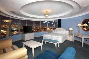 هتل Al Habtoor Grand