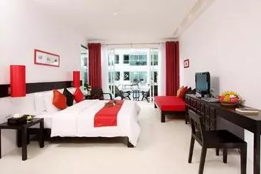 Hotel The Old Phuket   Karon Beach Resort   Sha Plus