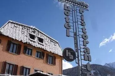 Hotel Adamello
