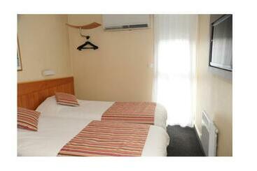 Hotel Campanile Lyon Est  Bron Eurexpo