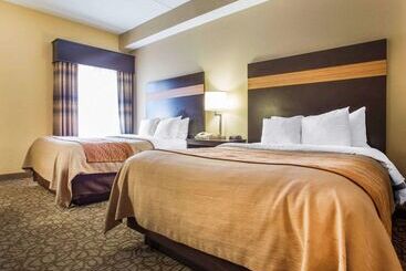 בית מלון כפרי Comfort Inn & Suites At Stone Mountain