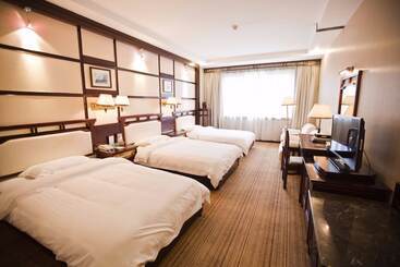 Hotel Yangshuo New Century