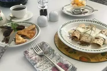 Majatalo Chartwell House