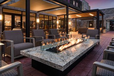 בית מלון כפרי Courtyard By Marriott Jefferson City