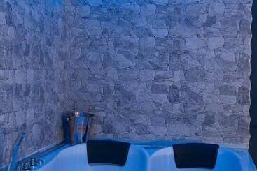 تختخواب و صبحانه Taranto Mn Place