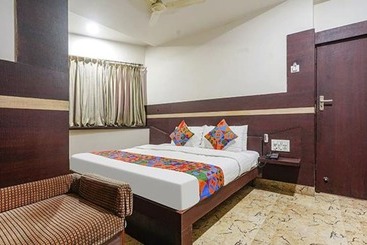 Fabhotel Shravan Nr Eternity Mall