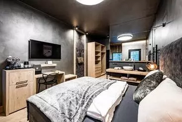 Hotel Almmonte Präclarum Suites Design