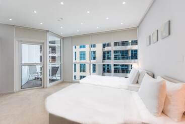 住所  Bnbme   3b 23marina 1206