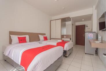بنسيون Reddoorz Apartment @ Emerald Towers Bandung