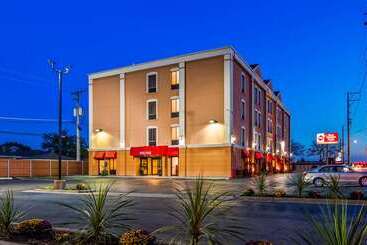 בית מלון כפרי Best Western Plus O Hare International South