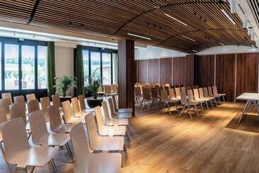 هتل Château L'hospitalet Wine Resort Beach & Spa