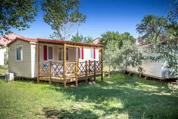 Hotelli Victoria Mobilehome Camping Imperial
