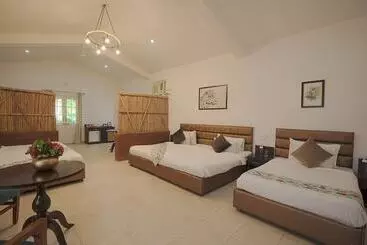 Resort Astroport Sariska Treetop By Eight Continents