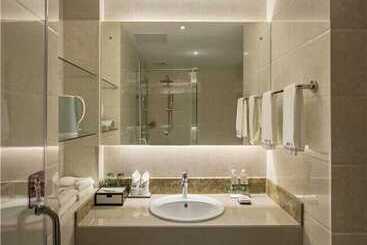 Hotel China Japan Friendship Exchange Center Of Hainan University