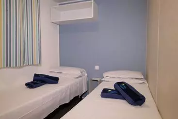 Hotelli Happy Camp Mobile Homes In Camping Cisano San Vito