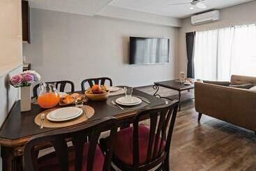 Aparthotel Family Condo Chatan Hills By Coldio Premium