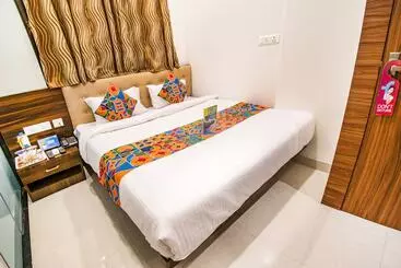 Fabhotel Grand Inn
