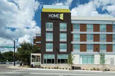 فندق Home2 Suites By Hilton Fort Worth Cultural District