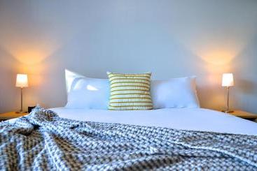 Mansfield Apartments