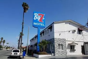 Big 7 Motel