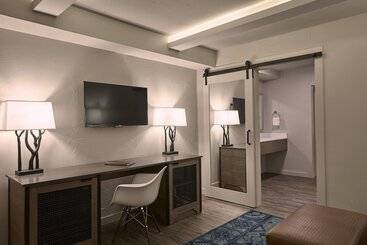 Szálloda Fredericksburg Inn And Suites