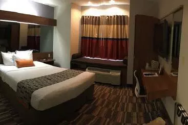 Microtel Inn & Suites By Wyndham Philadelphia Airport