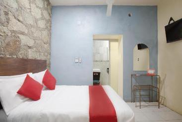 Отель Oyo Posada Villa Maria