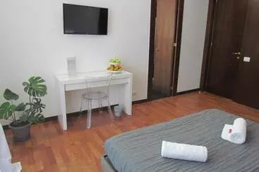 تختخواب و صبحانه Room 56   Le Dimore