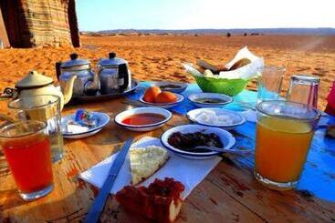 Bed & Breakfast Erg Chegaga Nomad Tour