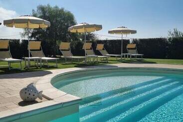 Hotel Agriturismo Acquachiara