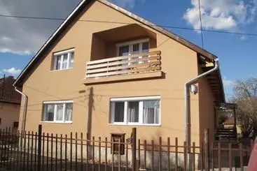 Pansiyon Pacsirta Apartman