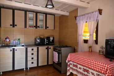 فندق Pensiunea Inima Maramureșului