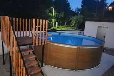 پانسیون Vila Jovana
