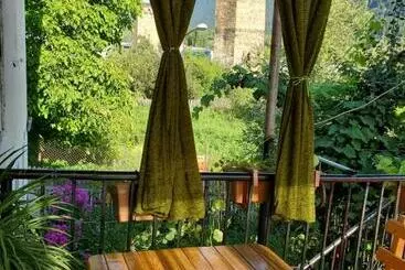 پانسیون Ailama Guesthouse