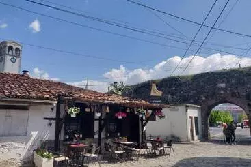 Pension Private Room Historic Center Elbasan