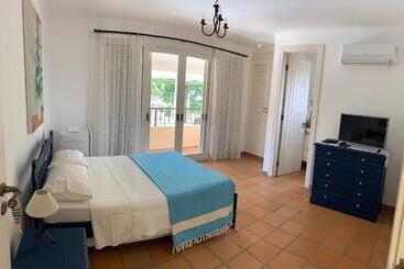 پانسیون Villa Mare Residence