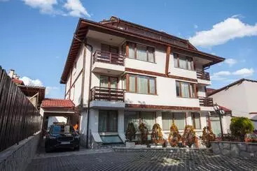 Panzió Guest House Ela