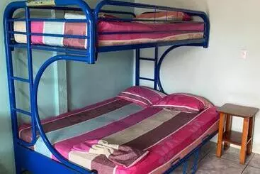 Hotelli Cabinas Popular