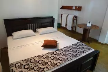 호텔 Ganesh Garden Beach Cabanas