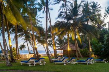 Hotel Rockside Cabanas