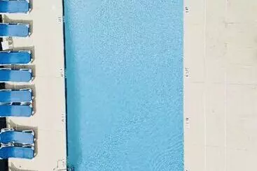 Отель Quail Inn & Suites